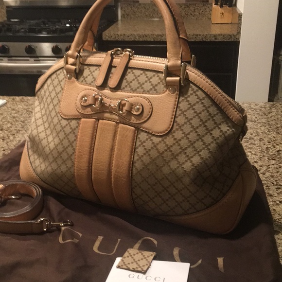 Gucci Diamante Shoulder Bag - Picture 10 of 12